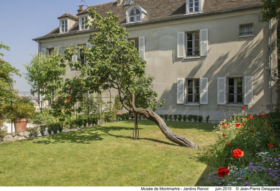 Paris: Musée de Montmartre and Gardens Entry Ticket - From mills to cabarets: the Montmartre story you can actually follow