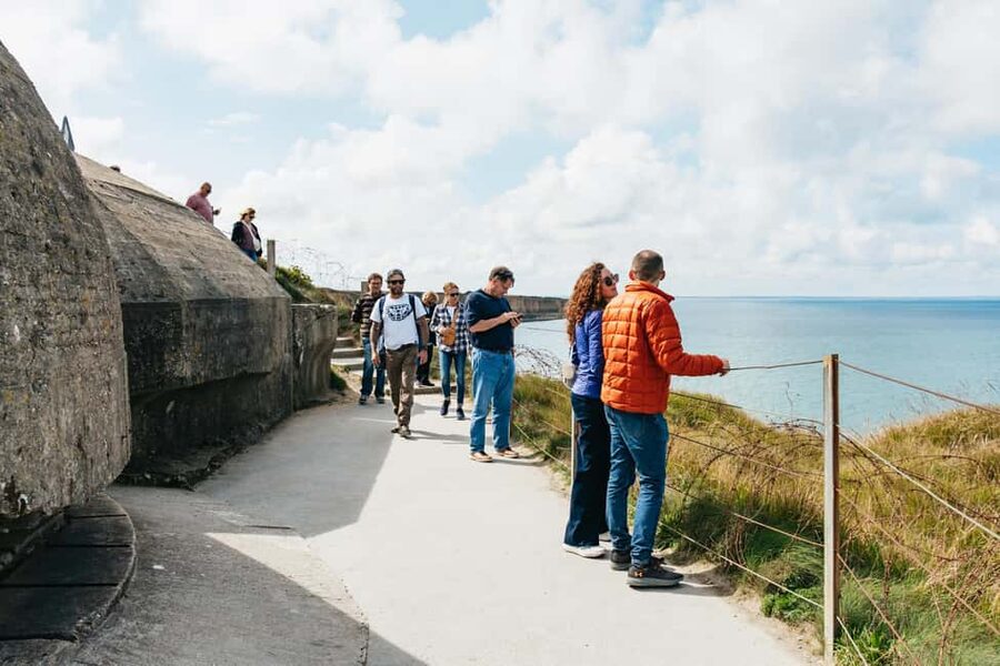 Paris: Normandy D-Day Sites Guided Day Trip with Lunch - Omaha Beach: a short walk, a big emotional weight