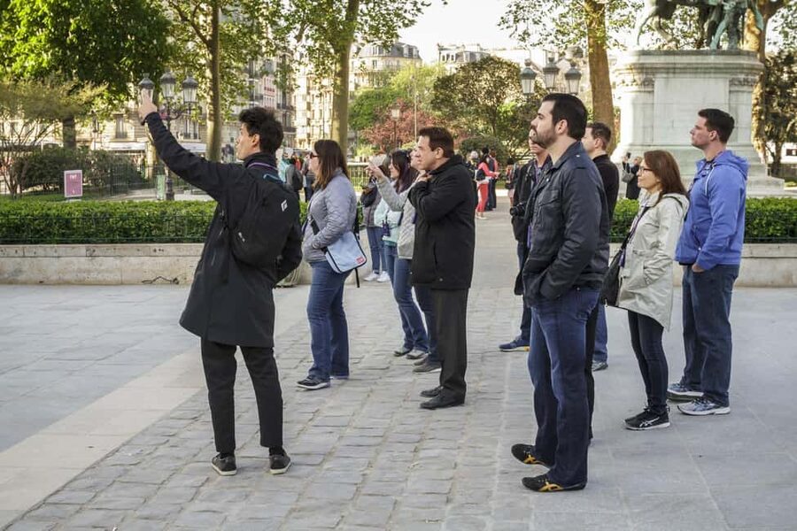 Paris: Notre Dame and Île de la Cité Walking Tour - Starting at Charlemagne, then getting Paris’s origin story fast