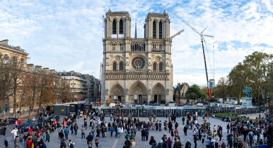 Paris: Notre Dame Cathedral Exterior Guided Tour - The 2019 fire recovery story, plus the Emmanuel Bell and surviving towers