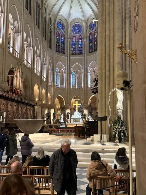 Paris: Notre Dame Cathedral Guided Tour of the Neighborhood - The neighborhood walk: why the exterior storytelling is the real foundation