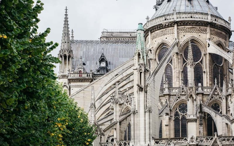 Paris: Notre Dame Exterior Guided Tour with a Small Group - Why the Notre Dame exterior tour is the smart first stop in Paris