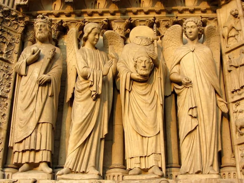 Paris: Notre Dame Exterior Private Guided Tour - Why a Notre Dame exterior tour beats a rushed walk-by