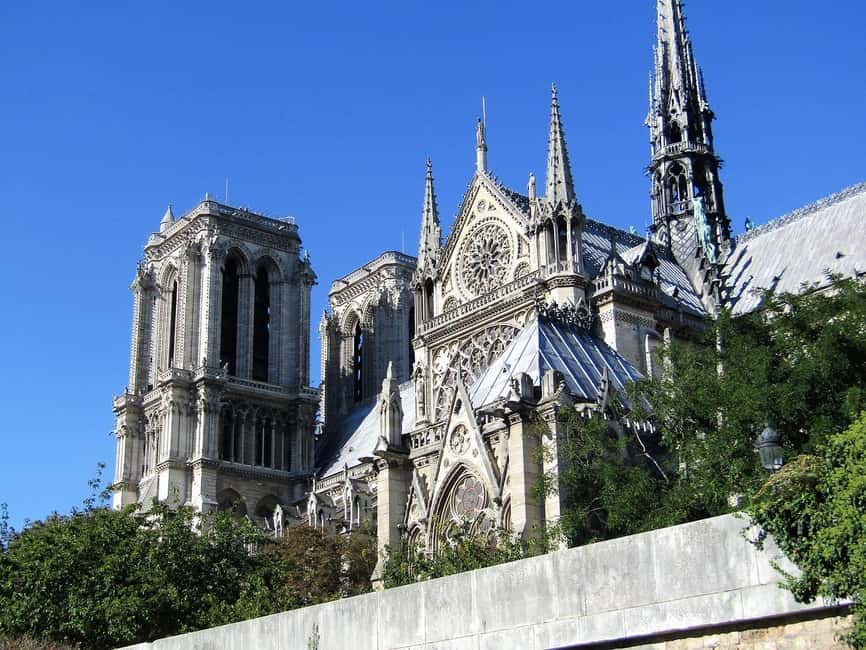 Paris: Notre Dame Guided Tour with Reserved Access option - Dress Code and Practical Tips for a Smooth Interior Visit