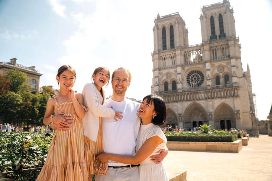Paris: Notre Dame Interior Guided Tour with Entry Included - The Fire and Restoration Stories You Should Expect to Understand