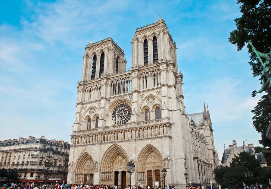 Paris: Notre Dame Interior Guided Tour with Entry Included - Price and Value: What $56 Gets You (and What It Does Not)