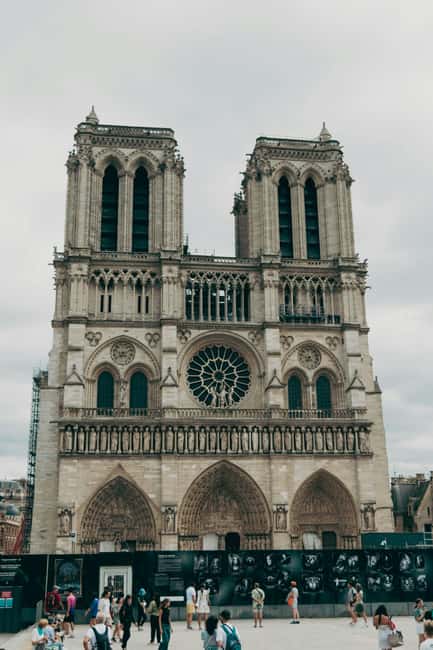 Paris: Notre Dame Interior Guided Tour with Entry Included - Who Should Book This Tour (and Who Might Prefer Private)