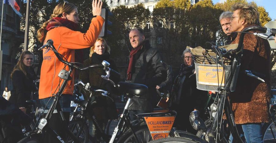 Paris: Off the Beaten Path City Secrets Bike Tour - Galerie Vivienne and Palais-Royal: Passages and Power in One Ride