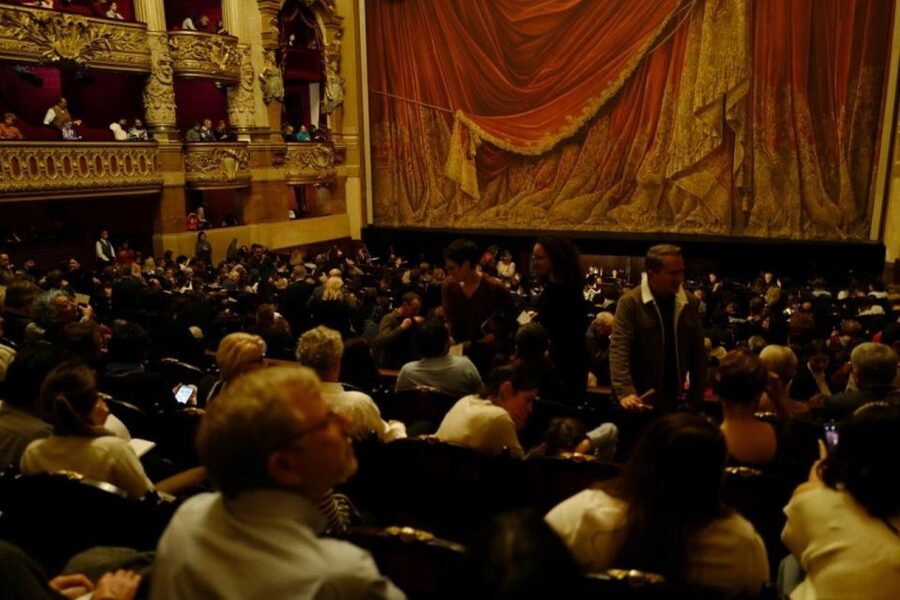 Paris: Opera Garnier and Seine River Cruise Tickets - Practical tips that prevent most day-of problems
