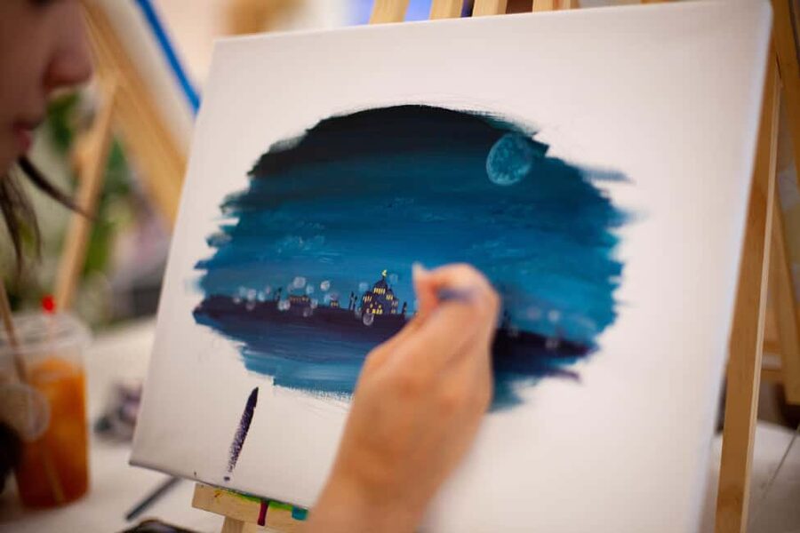 Paris : Painting experience in an art cafe - Key things to know before you paint at Athena