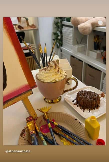 Paris : Painting experience in an art cafe - Athena Art Cafe, location, and the kind of atmosphere you’re walking into
