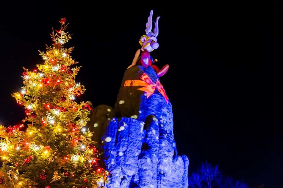 Paris: Parc Astérix 1-Day Ticket - The Park Layout: 5 Worlds, 6 Zones, and a Smart Route