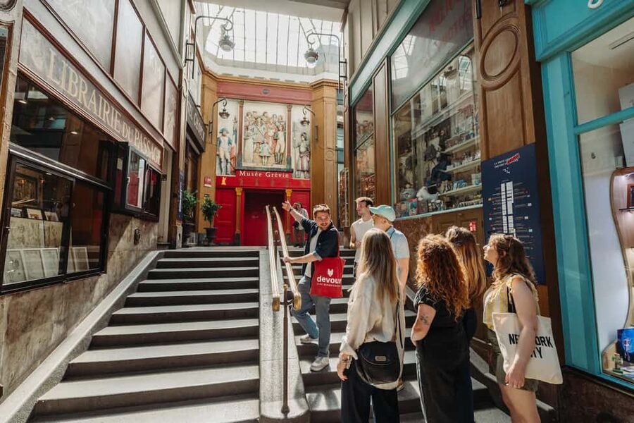 Paris: Pastries and Chocolate Walking Food Tour - The covered passages, Passage Jouffroy to Passage des Panoramas