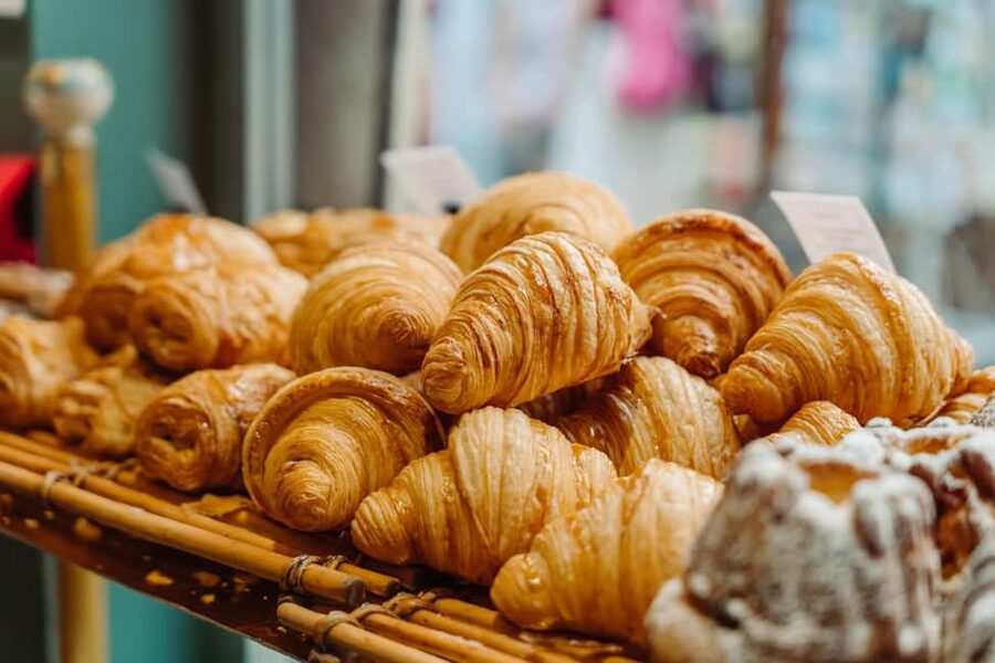 Paris: Pastries and Chocolate Walking Food Tour - 150 minutes that feel like multiple mini dates with dessert