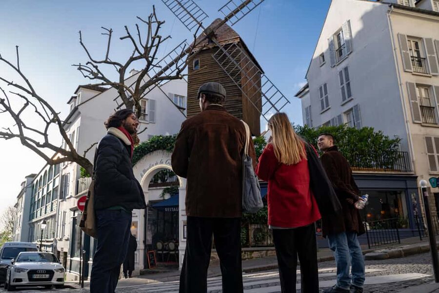 Paris: Pastries & Tragedies - A sweet tour of Montmartre - How the Tragic Past Is Handled (Without Killing the Fun)