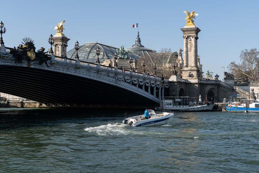 Paris: Private Boat Cruise on Seine River - Who should book this Seine cruise, and who should skip it