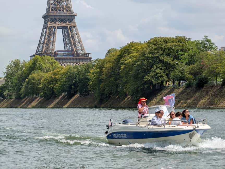 Paris: Private Boat Cruise on Seine River - Weather realities: rain, sun, and why this is not a set-it-and-forget-it plan