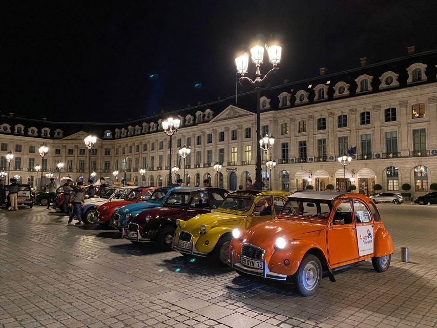 Paris: Private Christmas Lights Tour by Citroën 2CV - Parc du Champs de Mars: your planned photo stop