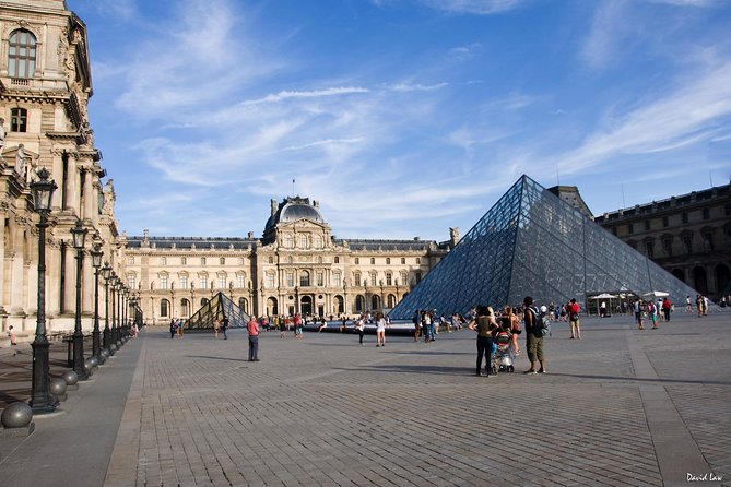 Paris Private Louvre Museum, Must See, 1H30 Tour. - Private vs Semi-Private: How Group Size Changes Everything