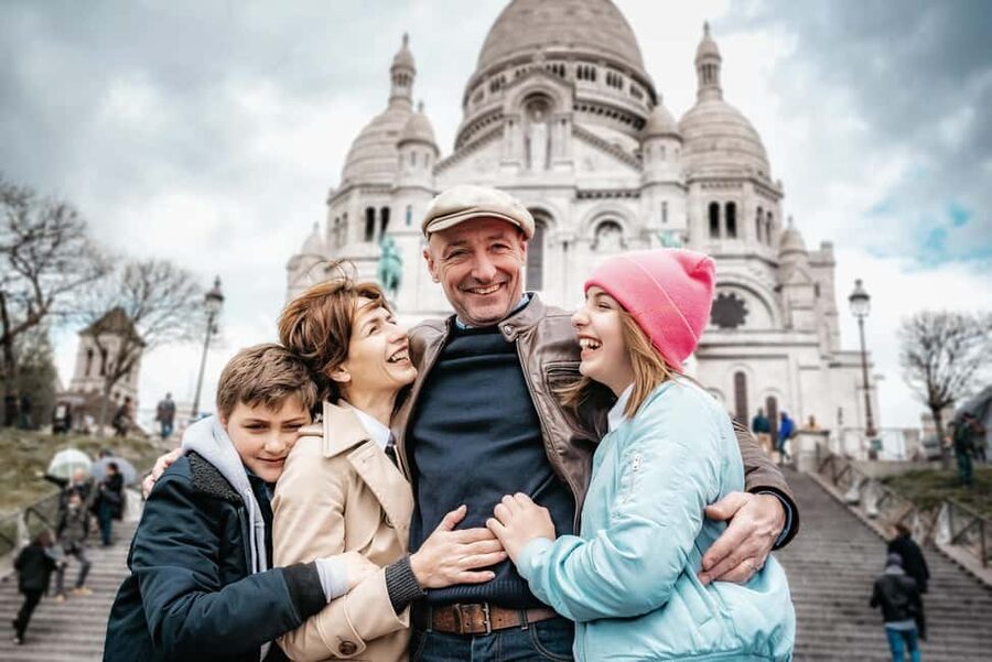 Paris: Private Montmartre Photoshoot with Parisian Charm - A Note on Photographers, Based on Real Session Experiences
