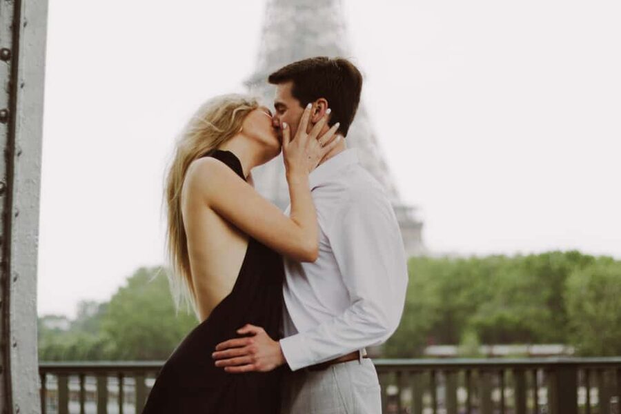 Paris: Private Photo Shoot in Two Locations - What you receive: all unedited photos plus 10-20 edited keepsakes