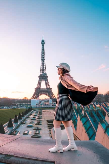 Paris: Private Photoshoot Near Eiffel Tower 55 Photos - Meeting Up by the Eiffel Tower, and Getting Moving Fast