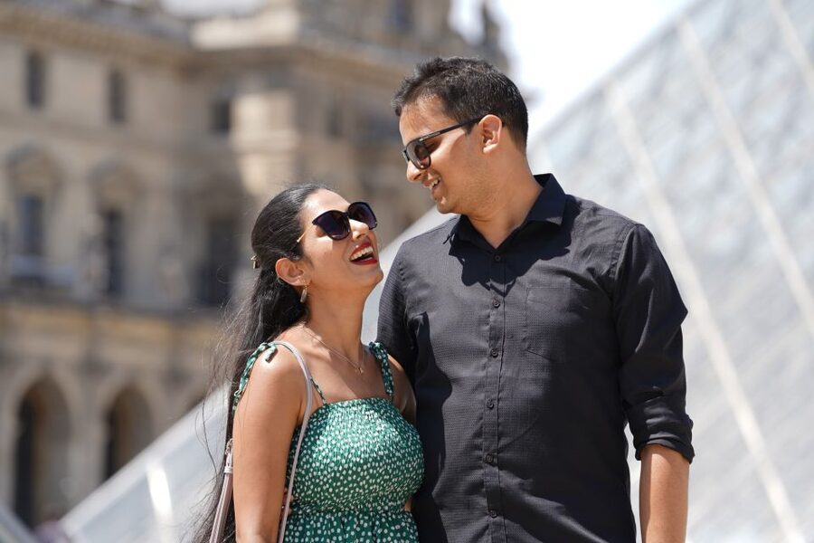 Paris: Private Photoshoot Outside the Louvre Museum - The Louvre Photo Stop: Making Crowd Energy Work for You