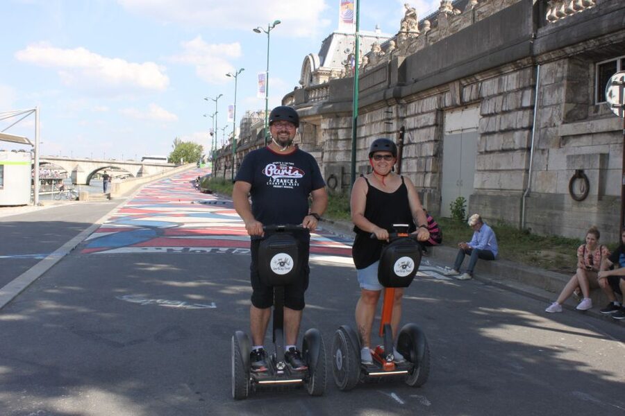 Paris: Private Sightseeing Segway Tour - Champs-Élysées, the famous avenue you can actually ride through
