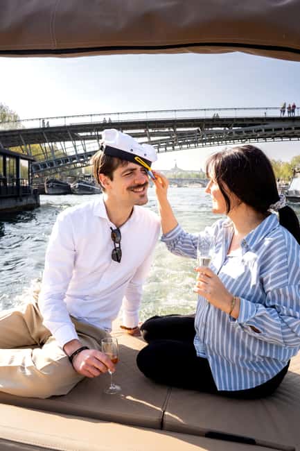 Paris: Private Small Boat Cruise with Rosé and Macarons - What $577 per group up to 6 is really buying you
