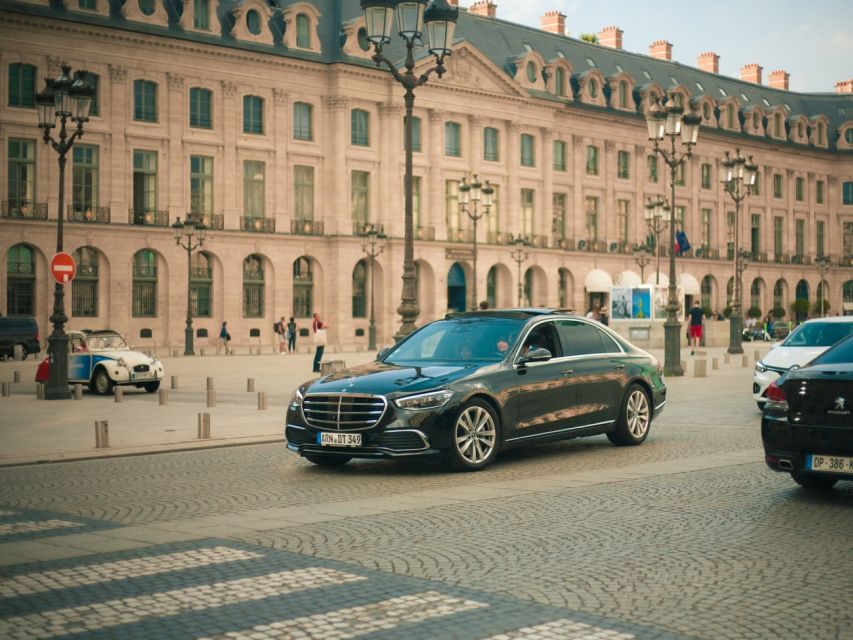 Paris: Private Tour by Chauffer-Driven Car - Sacré-Cœur with a car drop-off, plus Marché aux Puces for character