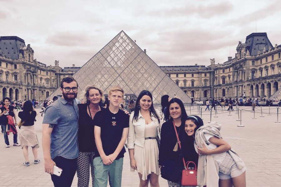 Paris: Private Walking Tour with a Local - Where you meet: Louvre Museum or Café Palais Royal