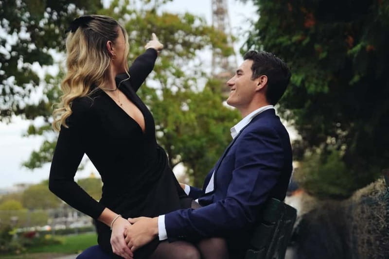 Paris: Professional Photoshoot by the Eiffel Tower - Key things I would zero in on