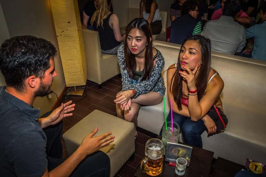 Paris: Pub Crawl with Shots and Nightclub Entry - Meeting at Mcbrides Pub on Rue Saint Denis