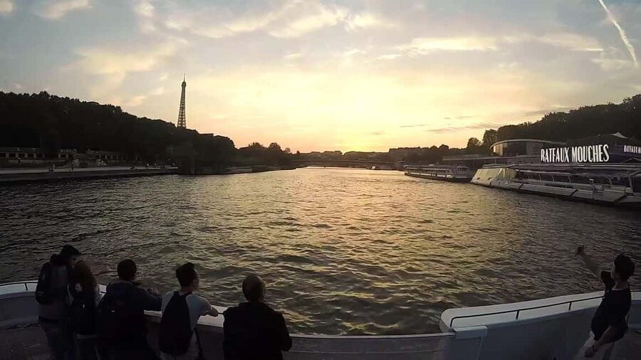 Paris : Scenic Cruise on the Seine River with Champagne - Electric boats and the smooth ride factor