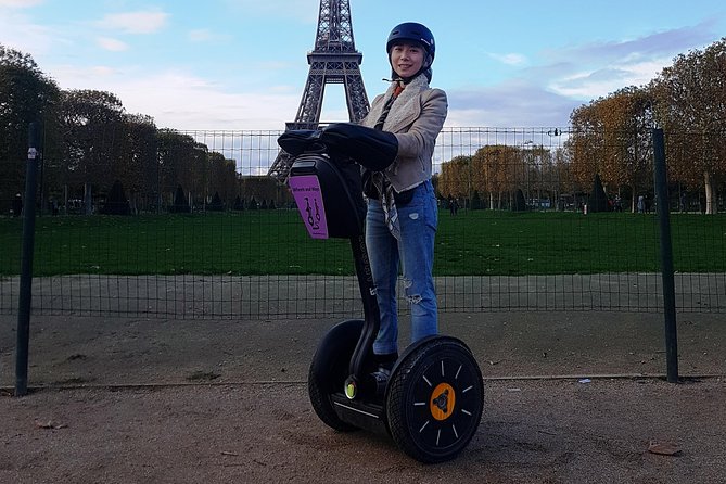 Paris Segway Express Tour (12 monuments in 1 hour and 30 minutes) - Stop 2: Lavirotte Building (Art Nouveau) for a Quick Facade Look
