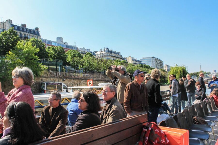 Paris: Seine River and Canal Saint-Martin Cruise - Bastille Square to the canal entrance: the mood shift you came for