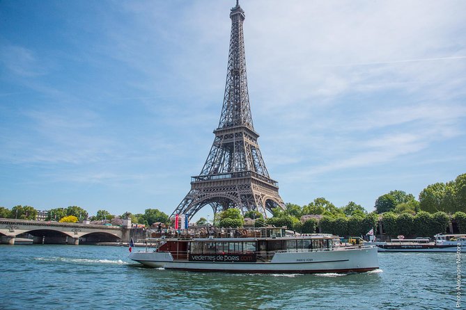 Paris Seine River Champagne Tasting Cruise - Passing Paris landmarks from the water, in the best order for photos