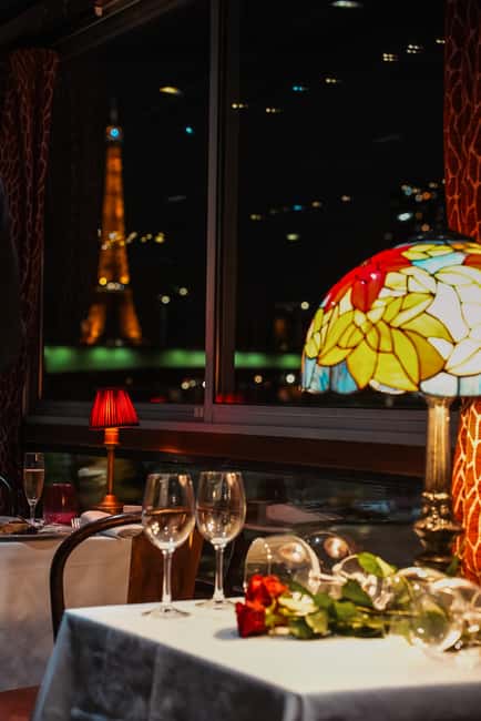 Paris: Seine River Cruise with 3-Course Dinner & Live Music - Who should book this, and who should skip it