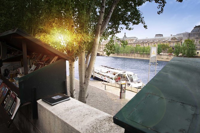 Paris Seine River Hop-On Hop-Off Sightseeing Cruise by Batobus - Quai Saint-Bernard and Hôtel de ville: a slower slice of the city