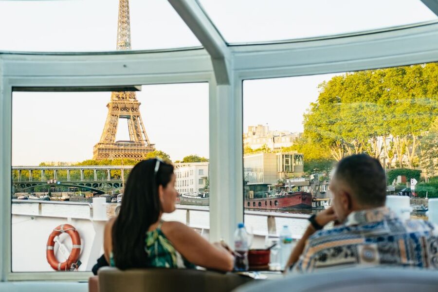 Paris: Seine River Panoramic Views Dinner Cruise - The boat layout, seating, and where you actually see Paris