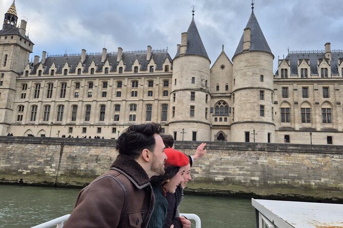 Paris Seine River Sightseeing Guided Cruise Vedettes du Pont Neuf - Should You Book the Vedettes du Pont Neuf Seine Cruise?