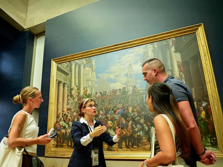 Paris: Skip-the-Line Louvre Museum & Mona Lisa Guided Tour - Fast track entry, then smart guidance inside
