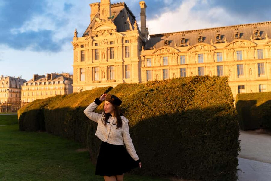 Paris:sunset photoshoot in ❤️️ of Paris- Louvre Orsay Eiffel - What You Receive After the Shoot: Edited Photos in Two Days