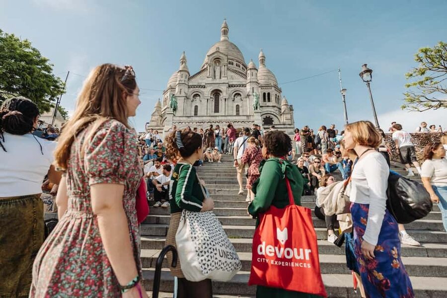 Paris: Taste of Montmartre Food & Wine Walking Tour - Montmartre food tour: why this part of Paris works