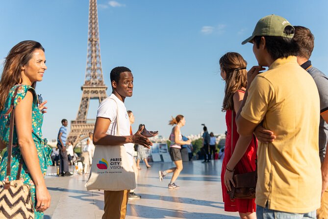 Paris Tour with Lunch at the Eiffel Tower and Seine River Cruise - From Place de Sydney to the Coach Seats, Here’s How It Feels in Practice
