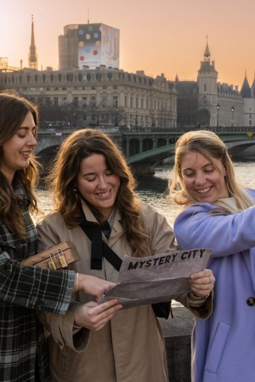 Paris: Treasure Hunt & Walking Tour "Secret Weapon X" - Small things to know before you go