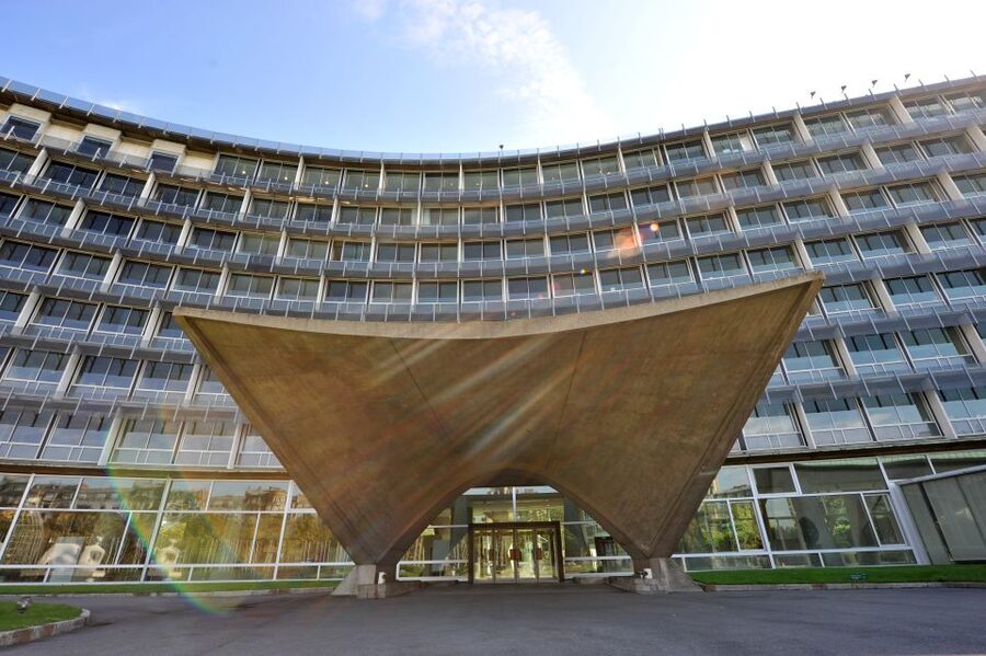 Paris: UNESCO Headquarters Tour - The Japanese Garden and Tadao Ando Meditation Space: A Calmer Pace in Busy Paris