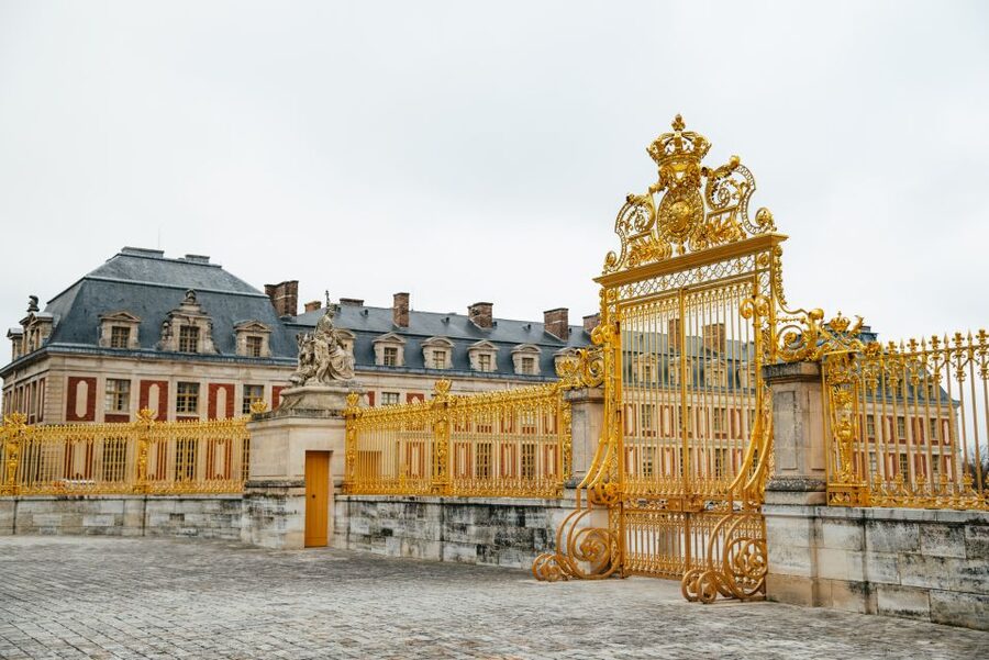 Paris: Versailles Palace and Gardens Full Access Ticket - Versailles gardens all day: geometry, sculptures, and show season