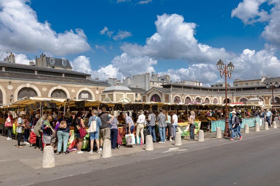 Paris: Versailles Palace and Queen Hamlet E-Bike Tour - Returning to Paris by train: why the wrap-up matters
