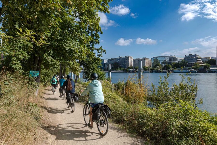 Paris: Versailles Palace and Queen Hamlet E-Bike Tour - The Queen’s Hamlet: Marie-Antoinette’s story in a limited time window